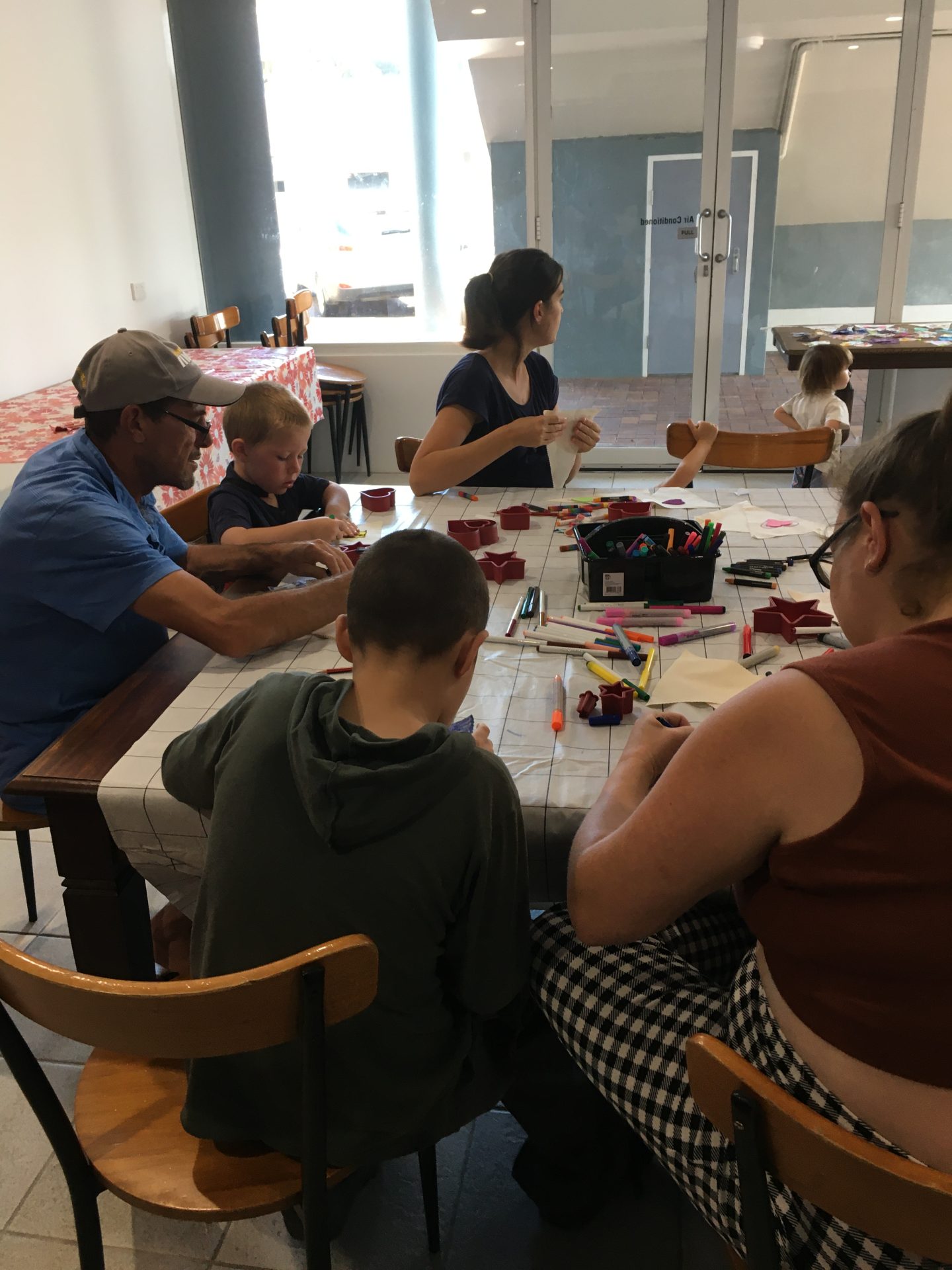 FSN - 10.01.23 Family Bunting 2